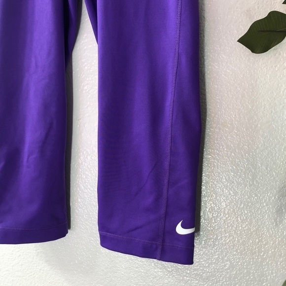 Nike Dri-Fit Purple Cropped Leggings - Picture 3 of 5